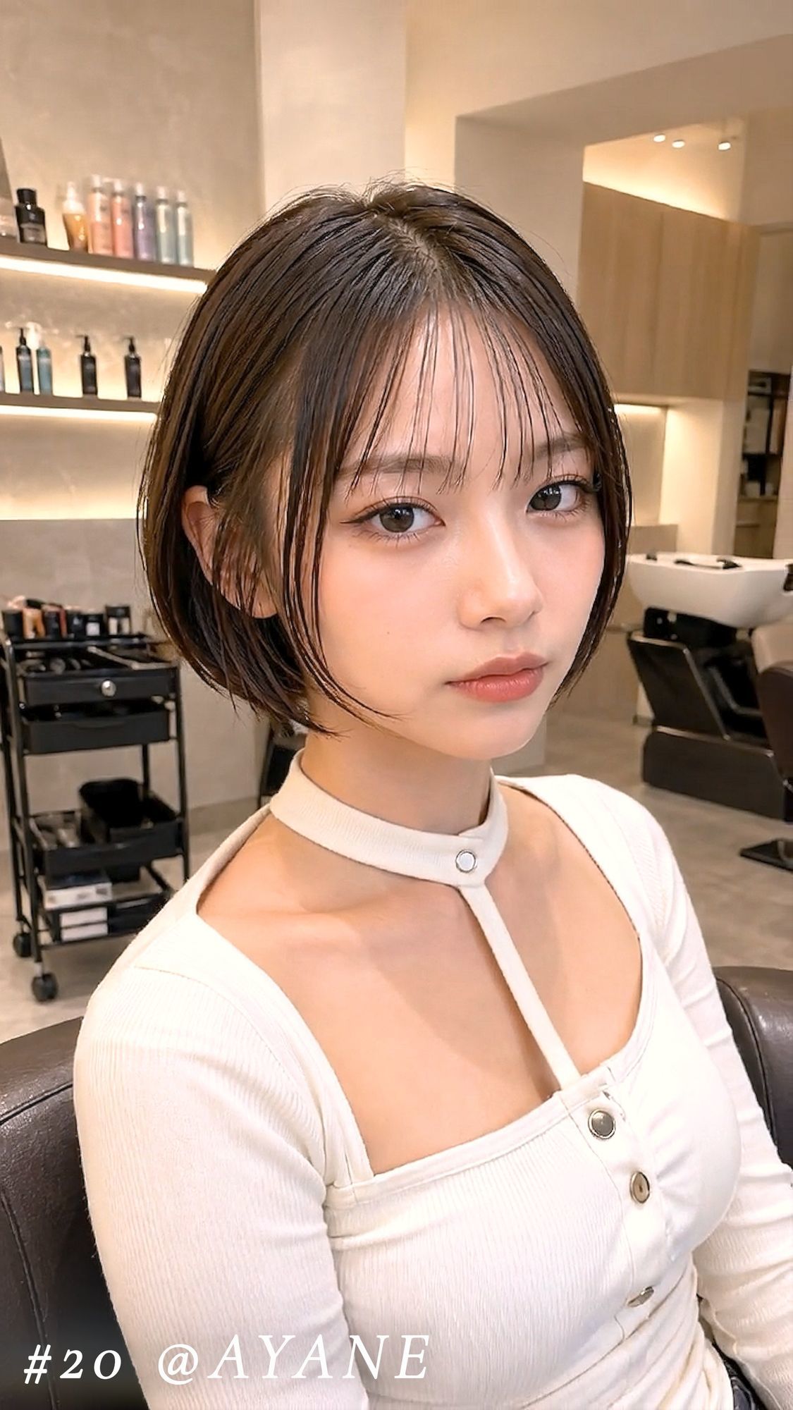 美容室に行っただけなのに4回も大量顔射された私…。おしゃれなクール系美容女子たち20人、Before＆After顔射オムニバス【4K縦動画】 - サンプル画像 5
