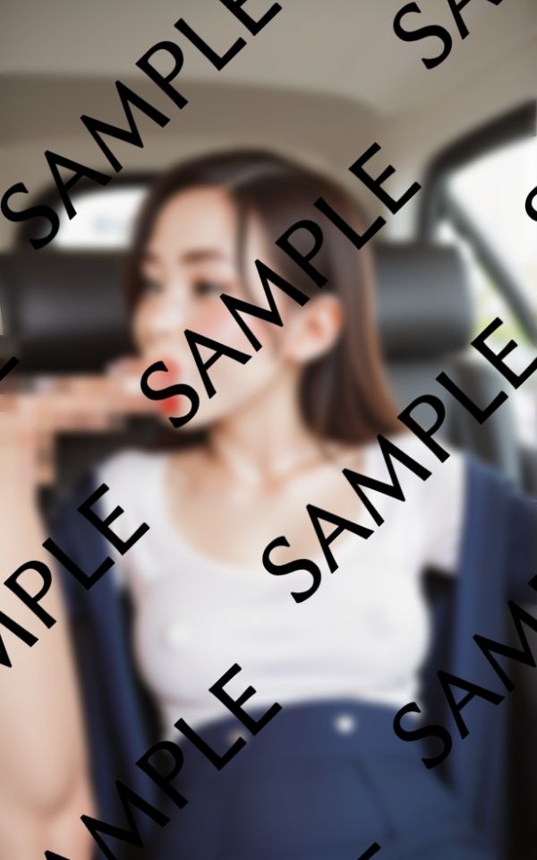 車内不倫〜会えば口内射精のお手伝いど淫乱主婦たち - サンプル画像 8