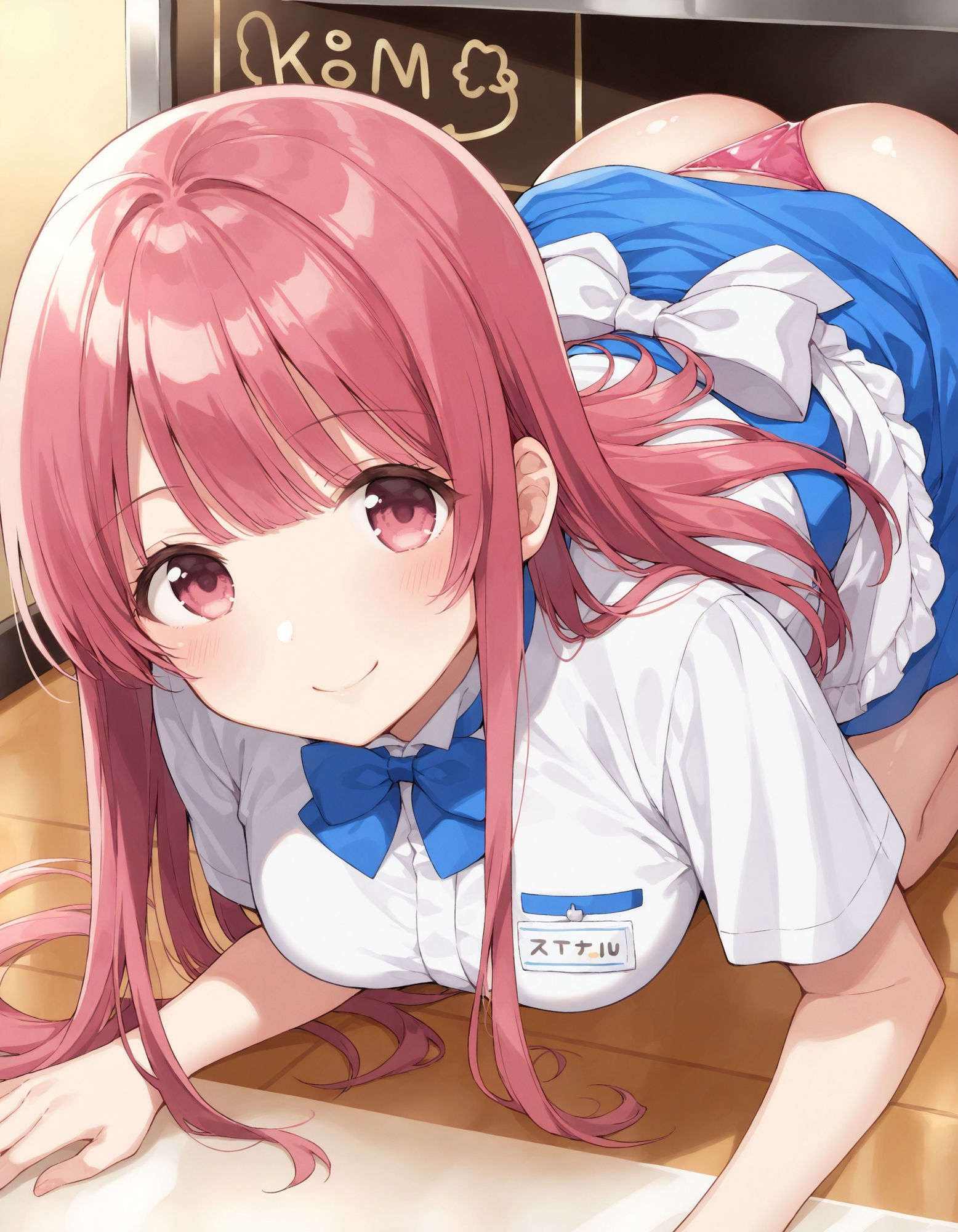 ウェイトレスの四つん這いパンチラ - サンプル画像 4