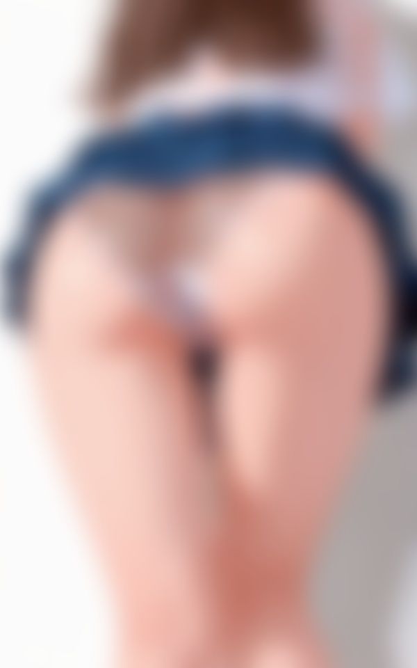 何色のパンティーが好物でちゅか？スケべな覗き見パンティー496枚 - サンプル画像 1