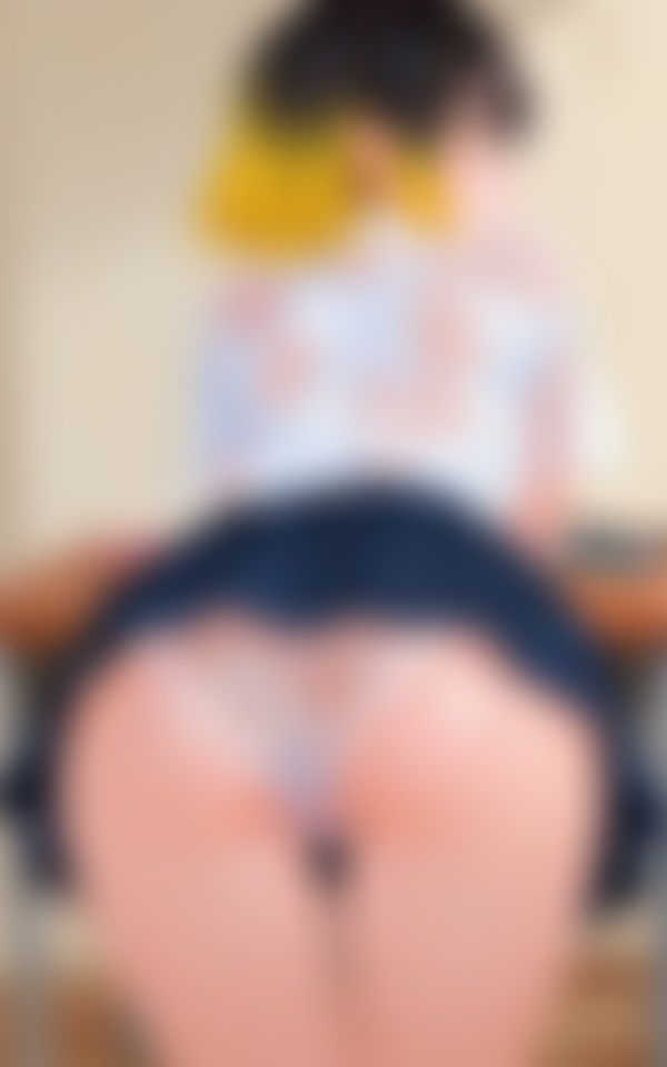 何色のパンティーが好物でちゅか？スケべな覗き見パンティー496枚 - サンプル画像 7