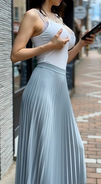 【コンビニの真面目そうなパート熟女、第一話】実は隠れ巨乳のムッツリスケベの貪欲オンナだった - サンプル画像 7