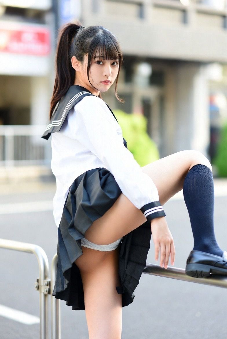 ラッキースケベ JKパンチラ編 画像集 - サンプル画像 4