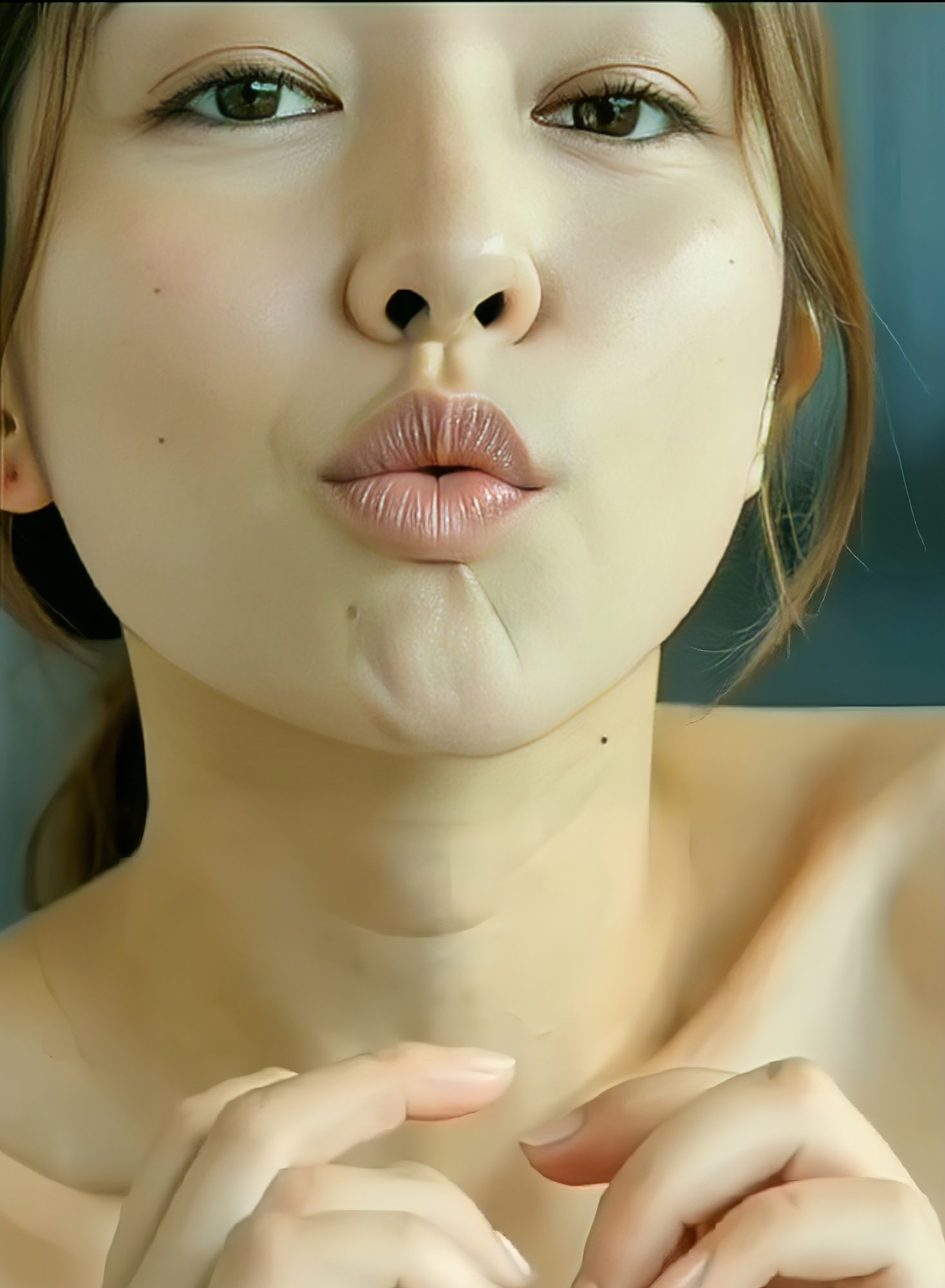 【★ハーレム体験】キス天国！私の唇の温度を計ってくれる？ 『36人の美女達とA経験のドキドキタイムスタート！』 - サンプル画像 1