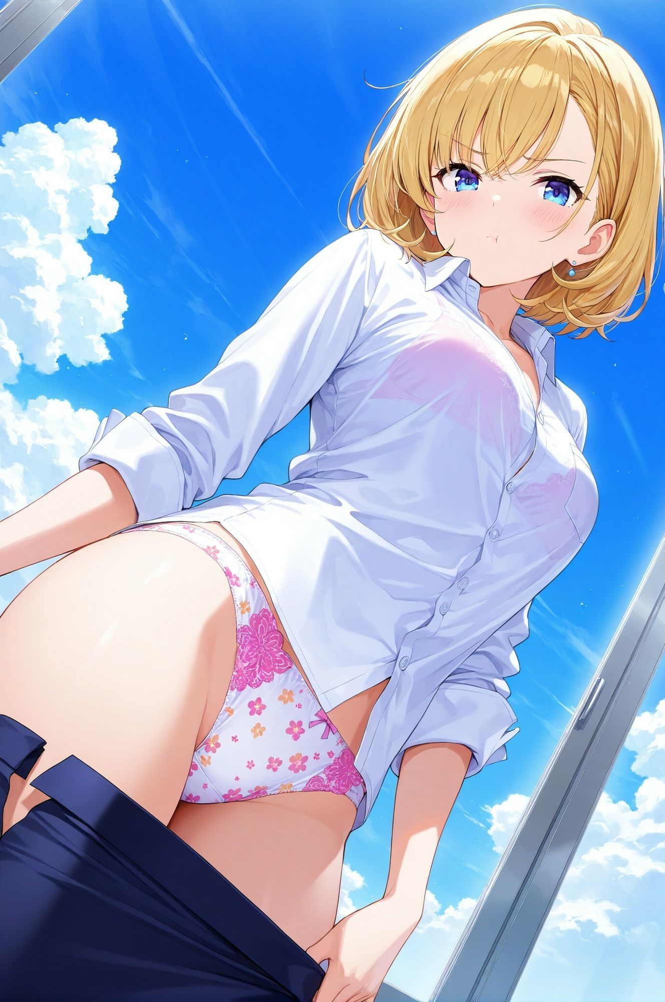 潜入女子更衣室  OLさん生着替え中 - サンプル画像 7